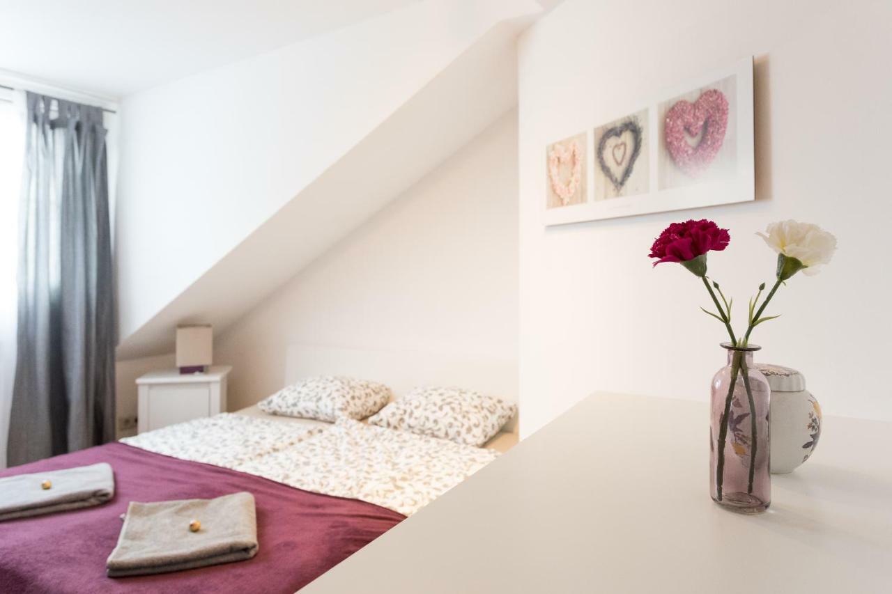 Lovely Two Level Apartment For Families Відень Екстер'єр фото