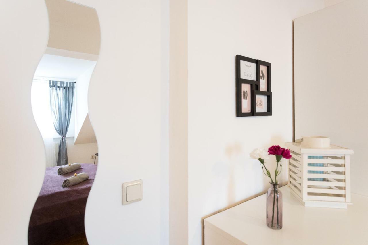 Lovely Two Level Apartment For Families Відень Екстер'єр фото